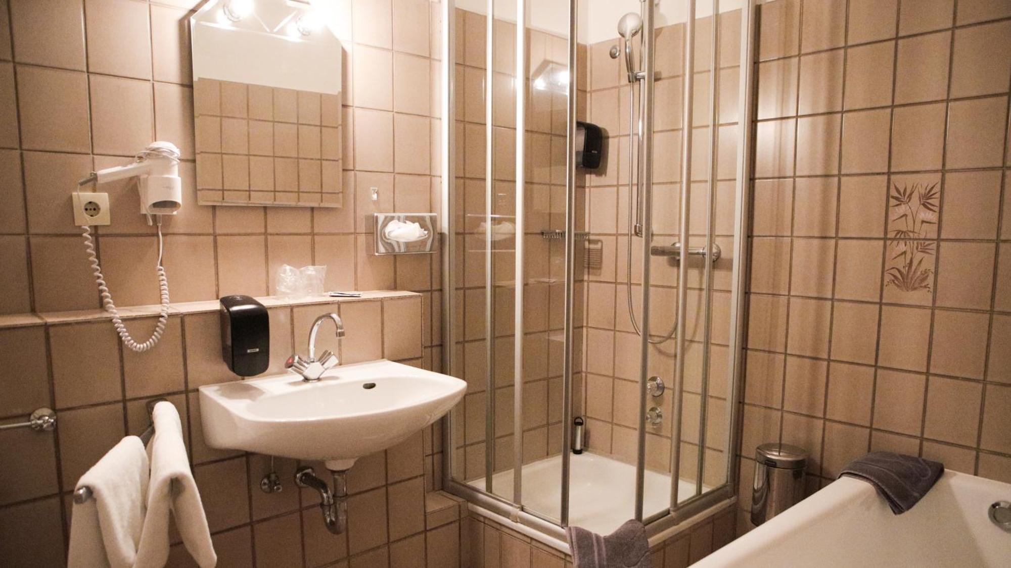 Garni Hotel Hof Zum Ahaus Extérieur photo
